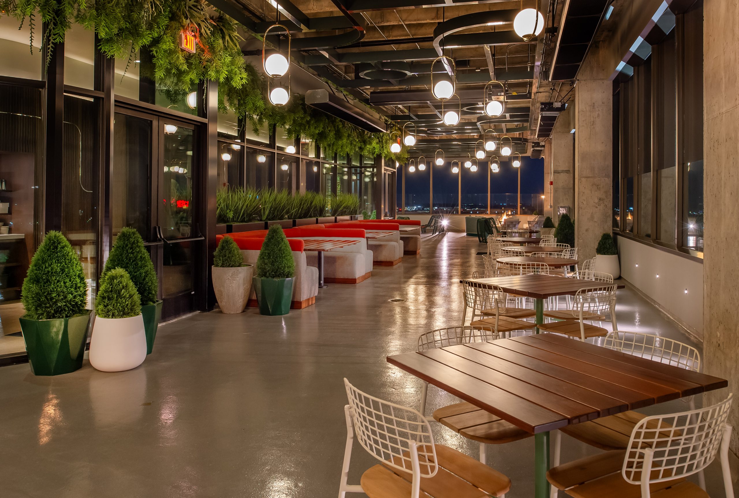 360 westport patio with booths and tables